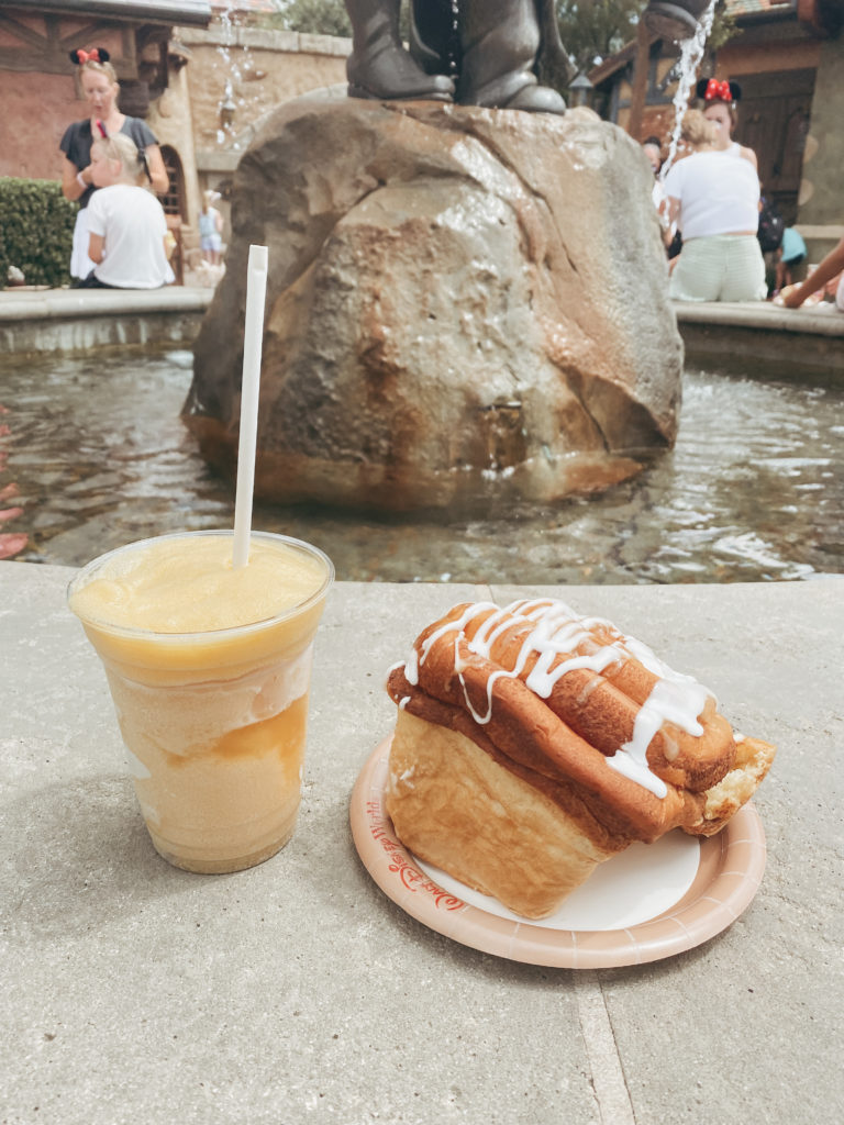cinnamon roll and lefu's brew from gaston's tavern